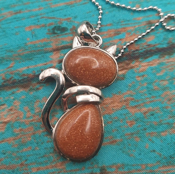 NWOT Brown Sparkle/Glitter Stone Cat Pendant on 925 Silver Chain - Picture 1 of 2